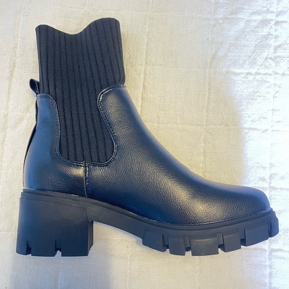French Connection Women's Urgent Booties